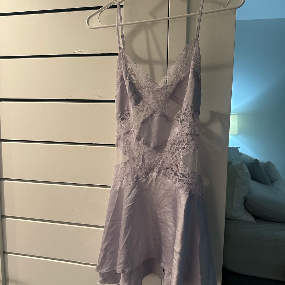 Elegant Lavender Lace Chemise